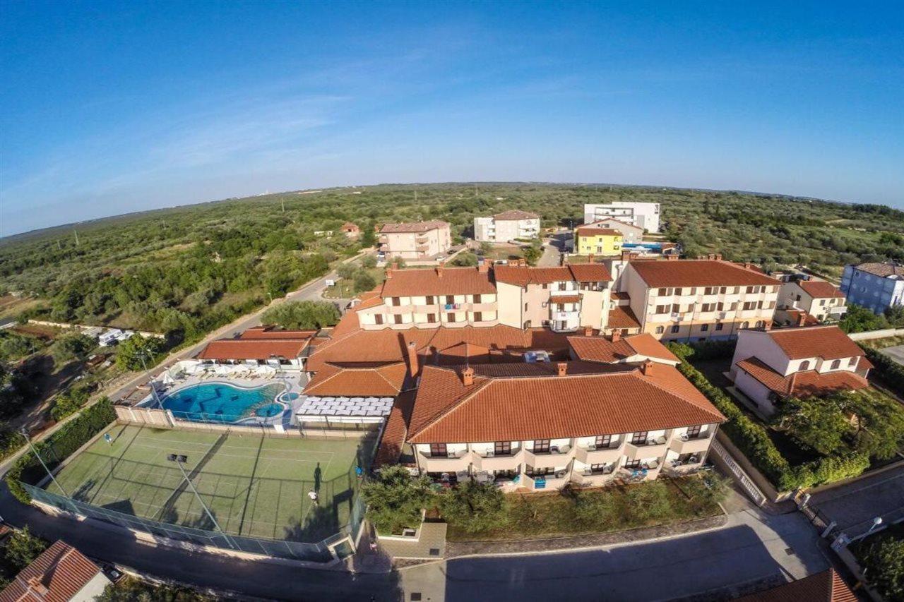 Hotel Villa Letan 파자나 외부 사진