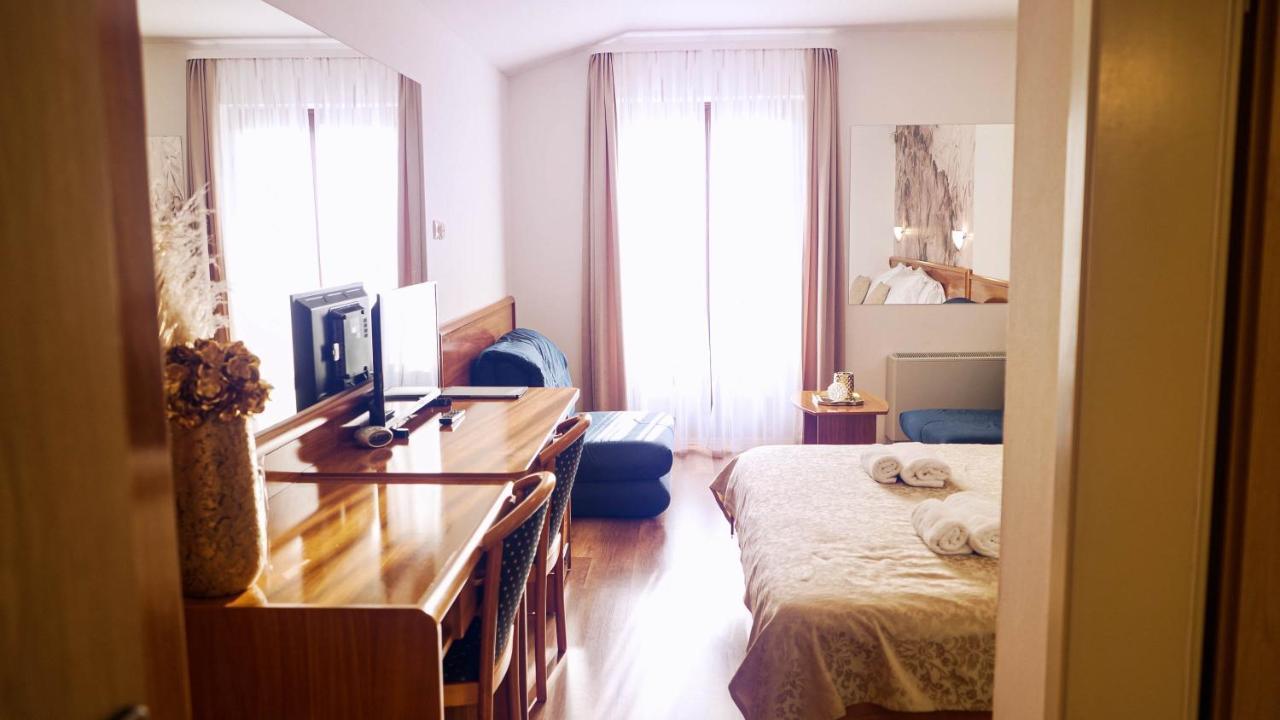 Hotel Villa Letan 파자나 외부 사진
