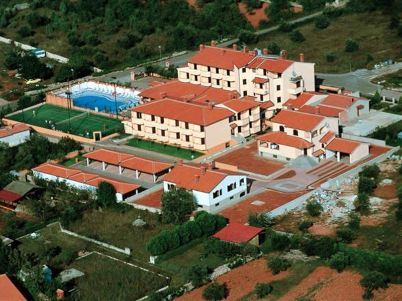 Hotel Villa Letan 파자나 외부 사진